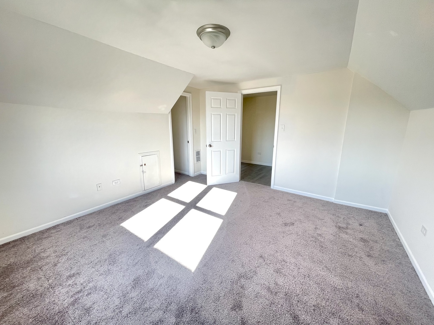 8312 S Phillips Avenue Property Photo 23