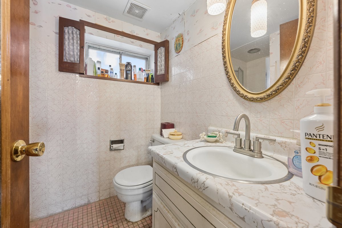3974 N Oleander Avenue Property Photo 21