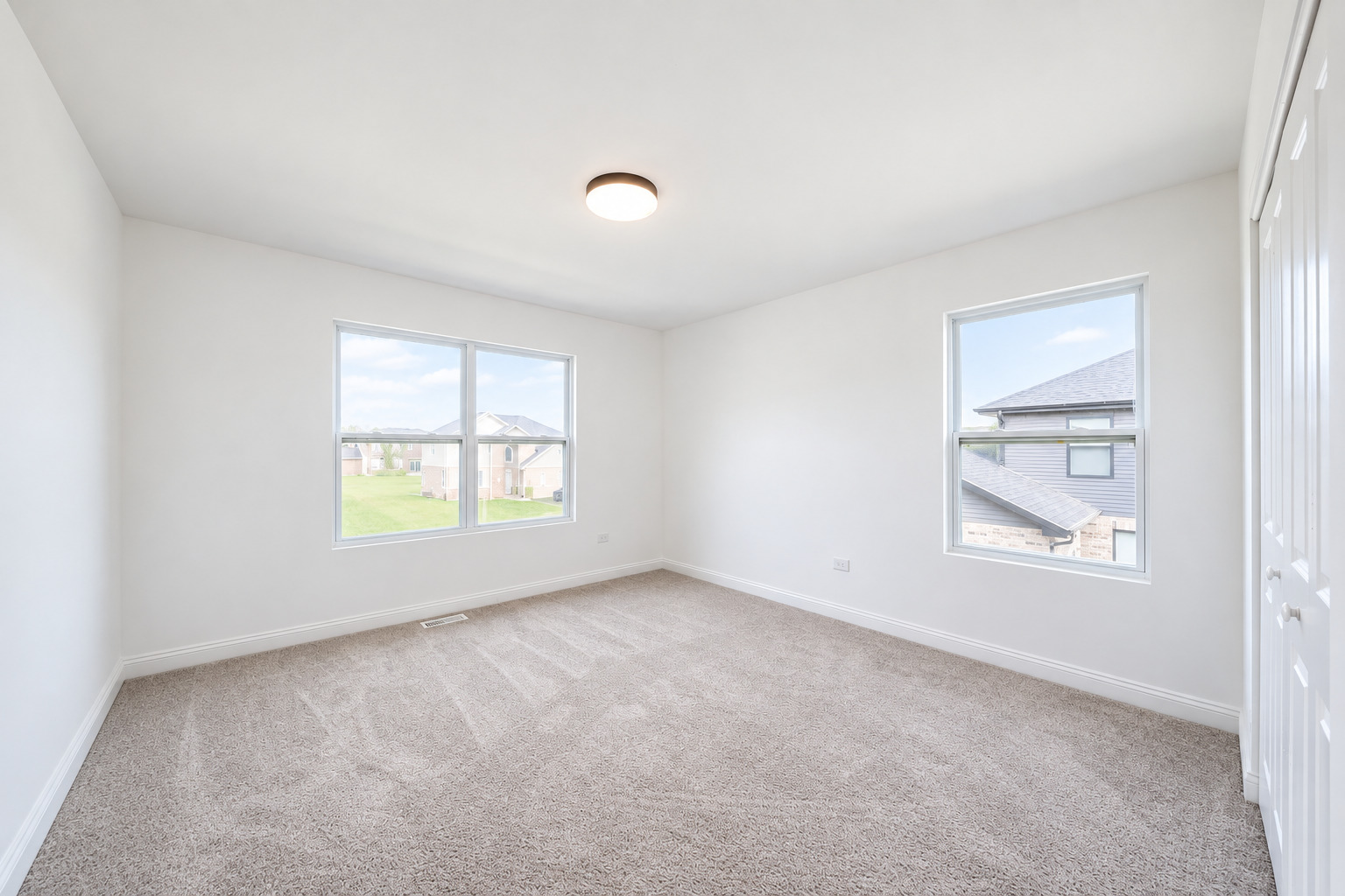 20925 Dexter Street Property Photo 36