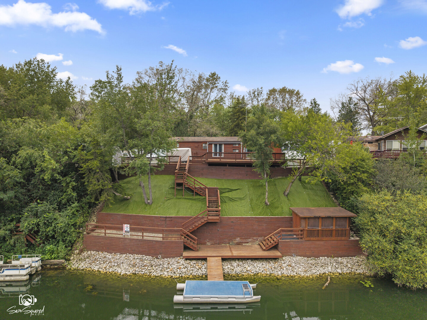 73 Lakeshore Drive Property Photo 1