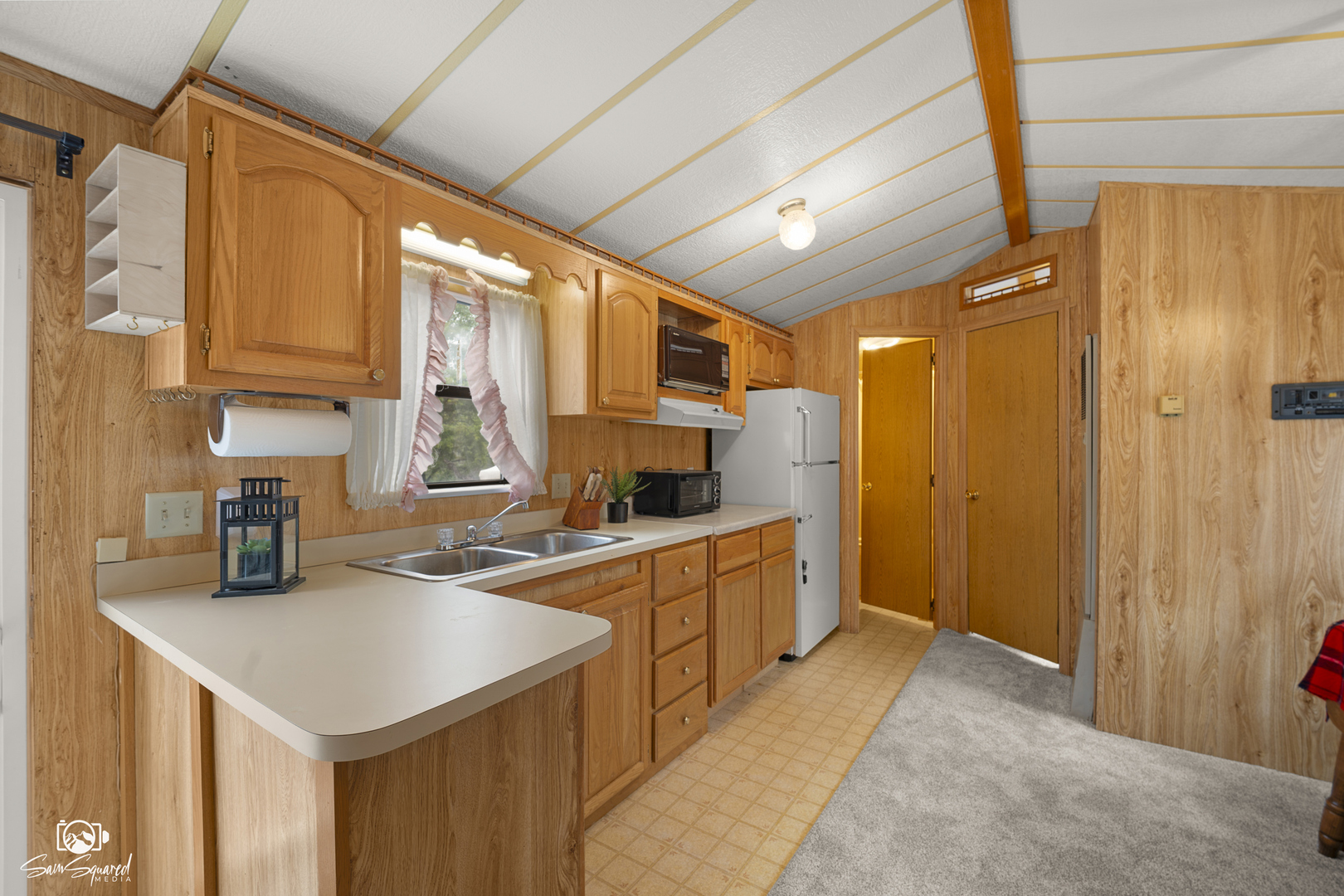 73 Lakeshore Drive Property Photo 6