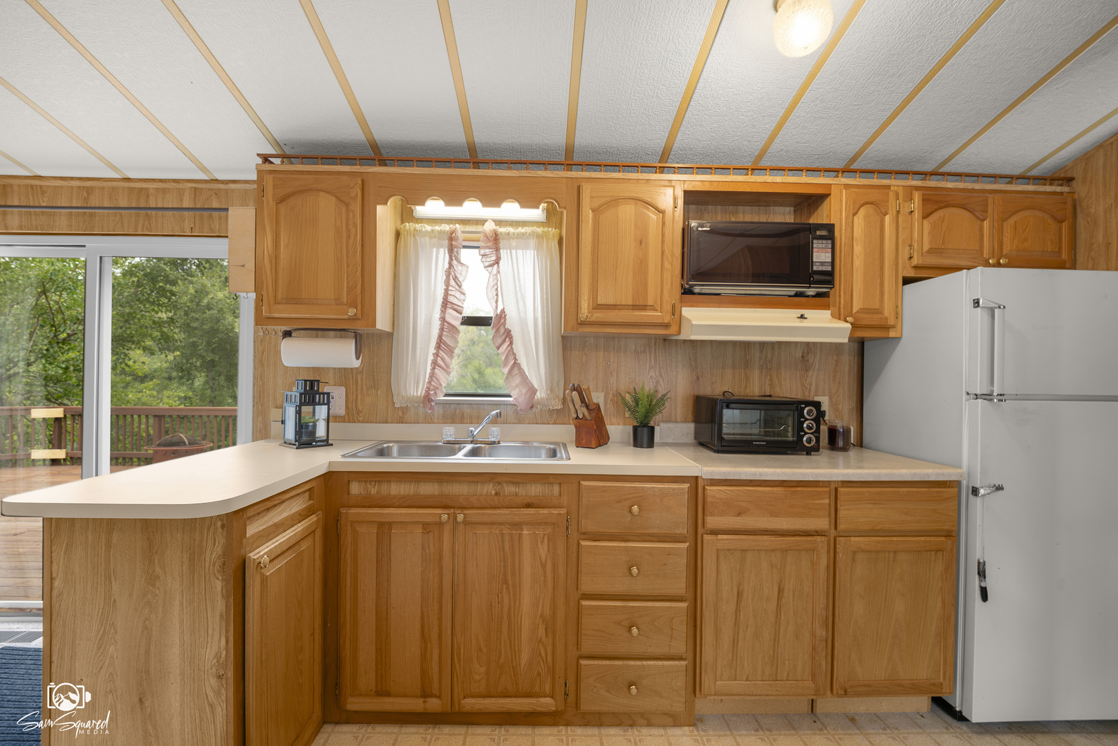 73 Lakeshore Drive Property Photo 7