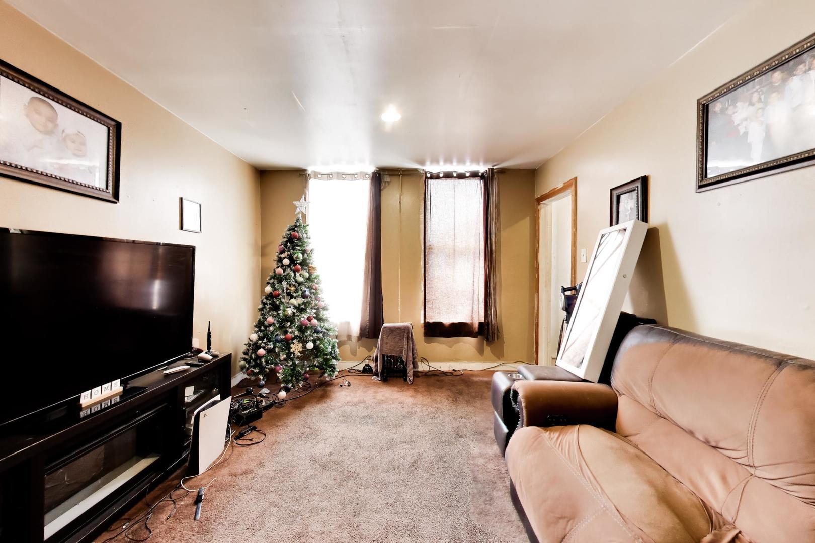 2625 S Central Park Avenue Property Photo 16
