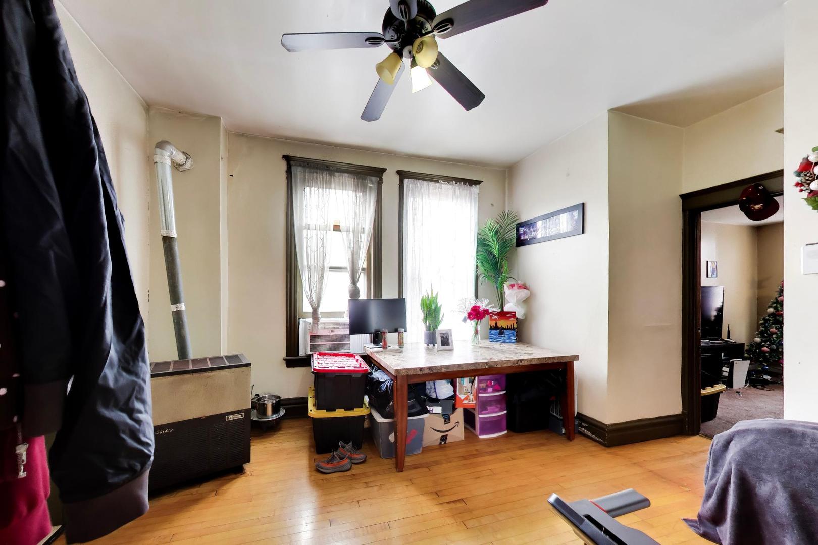 2625 S Central Park Avenue Property Photo 20