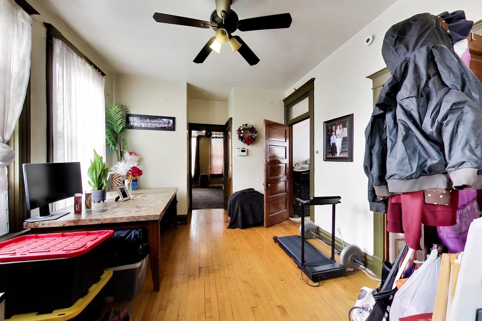 2625 S Central Park Avenue Property Photo 21