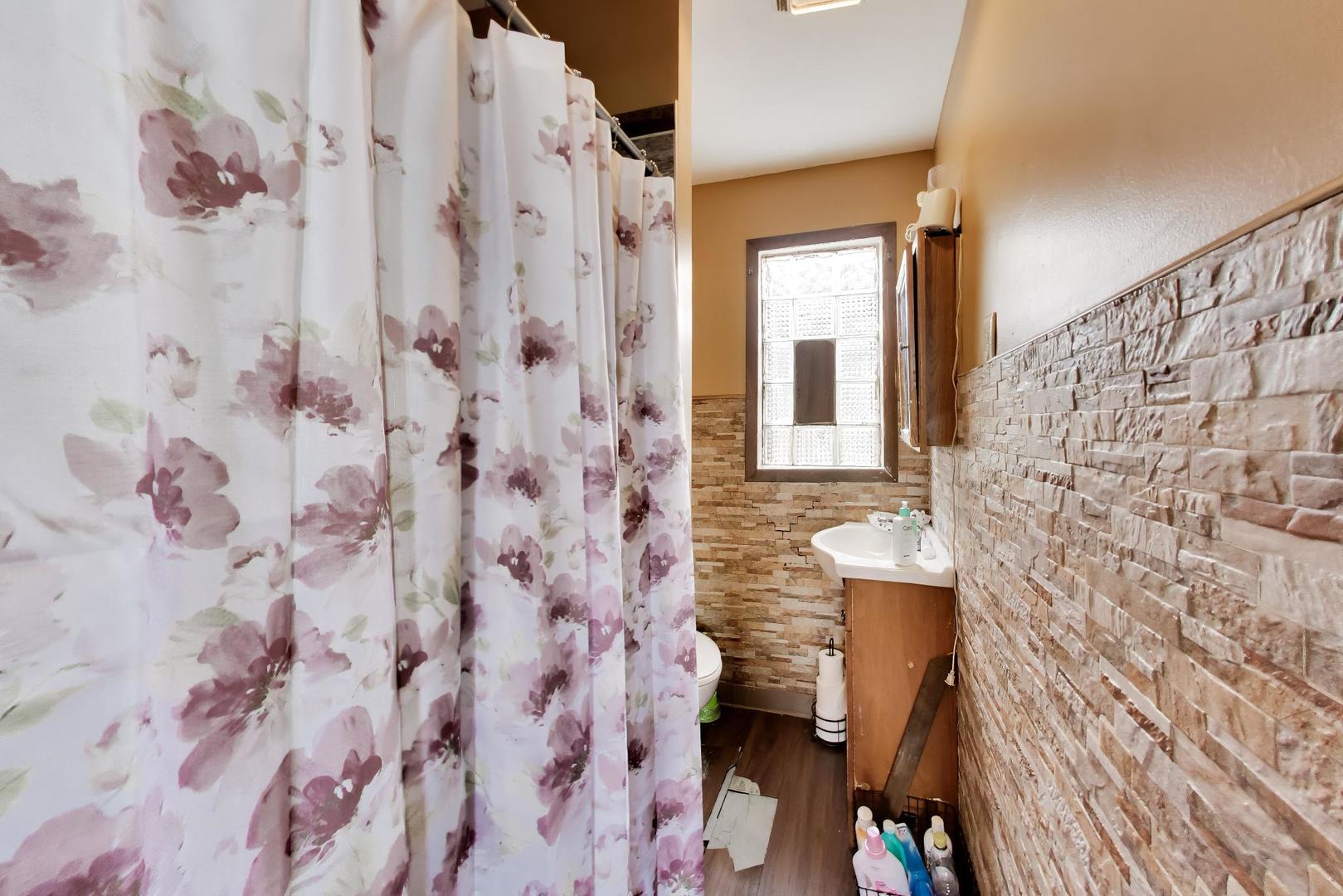 2625 S Central Park Avenue Property Photo 31