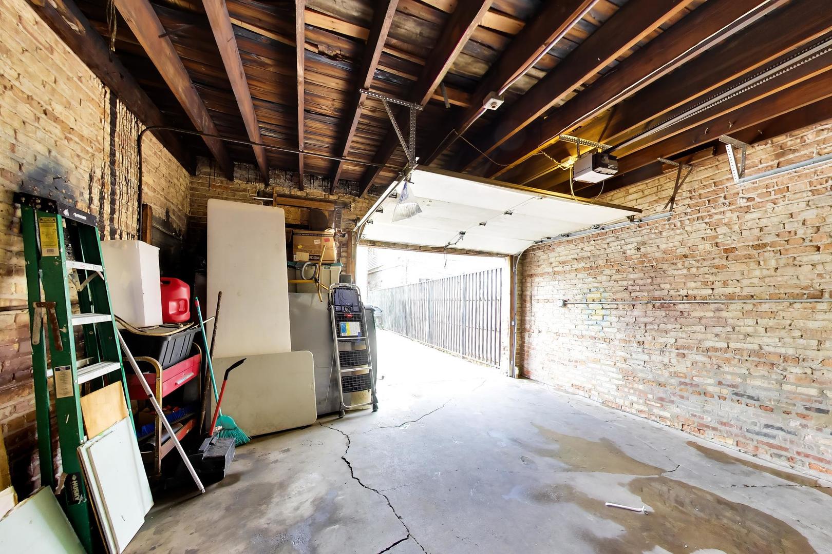 2625 S Central Park Avenue Property Photo 43