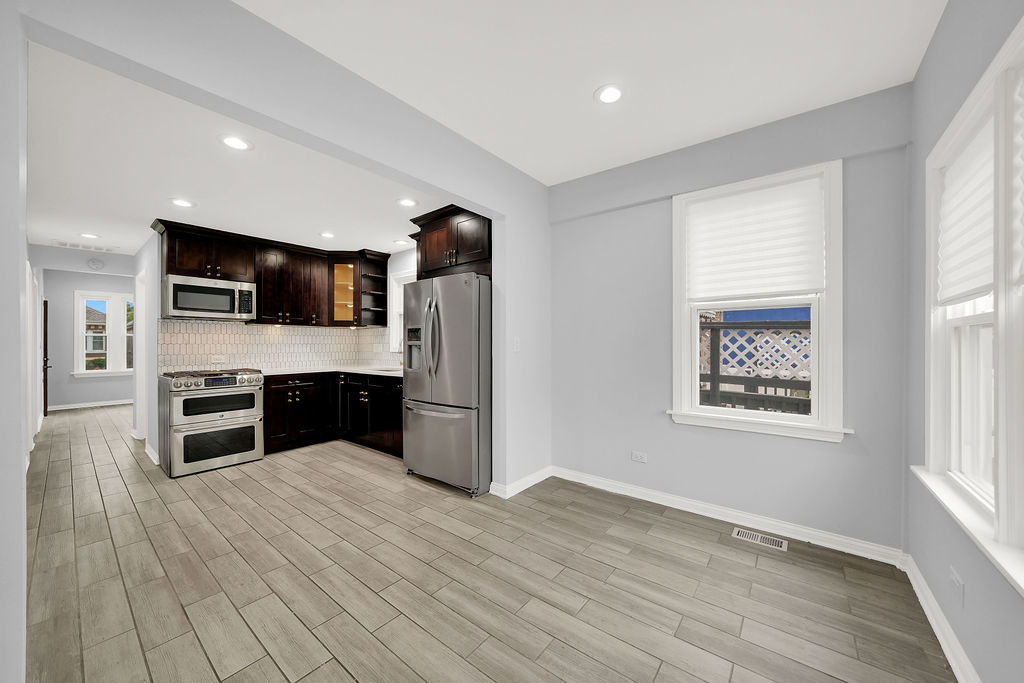3805 W 63rd Place Property Photo 10