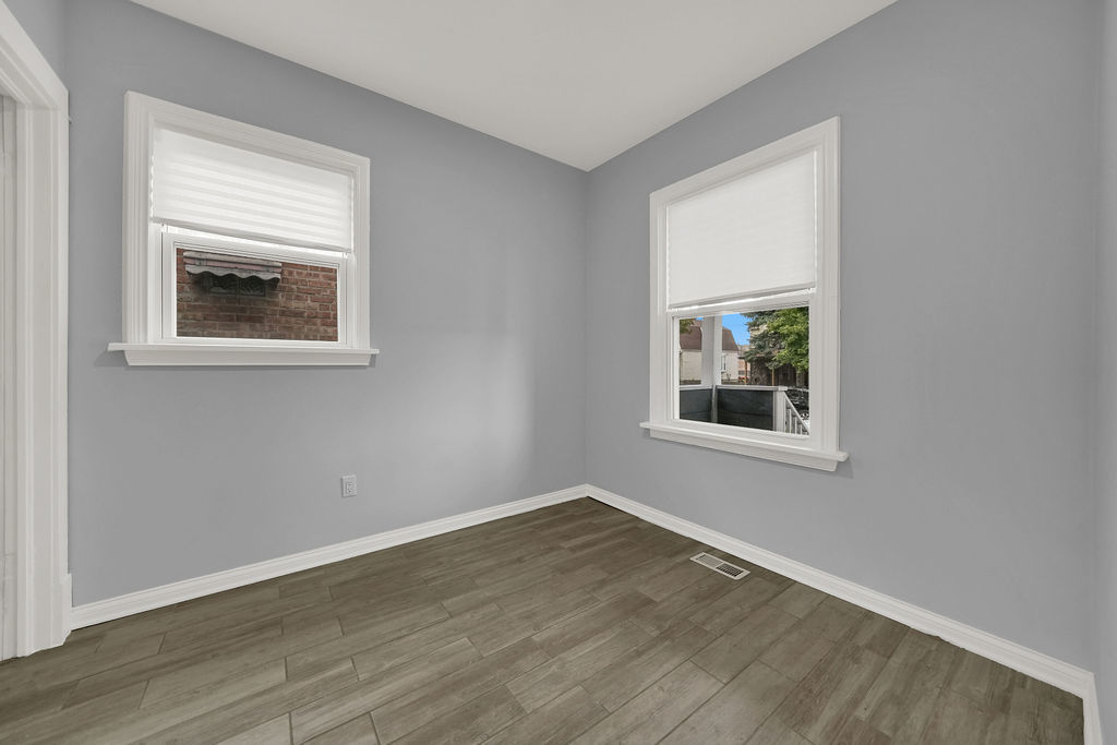 3805 W 63rd Place Property Photo 14