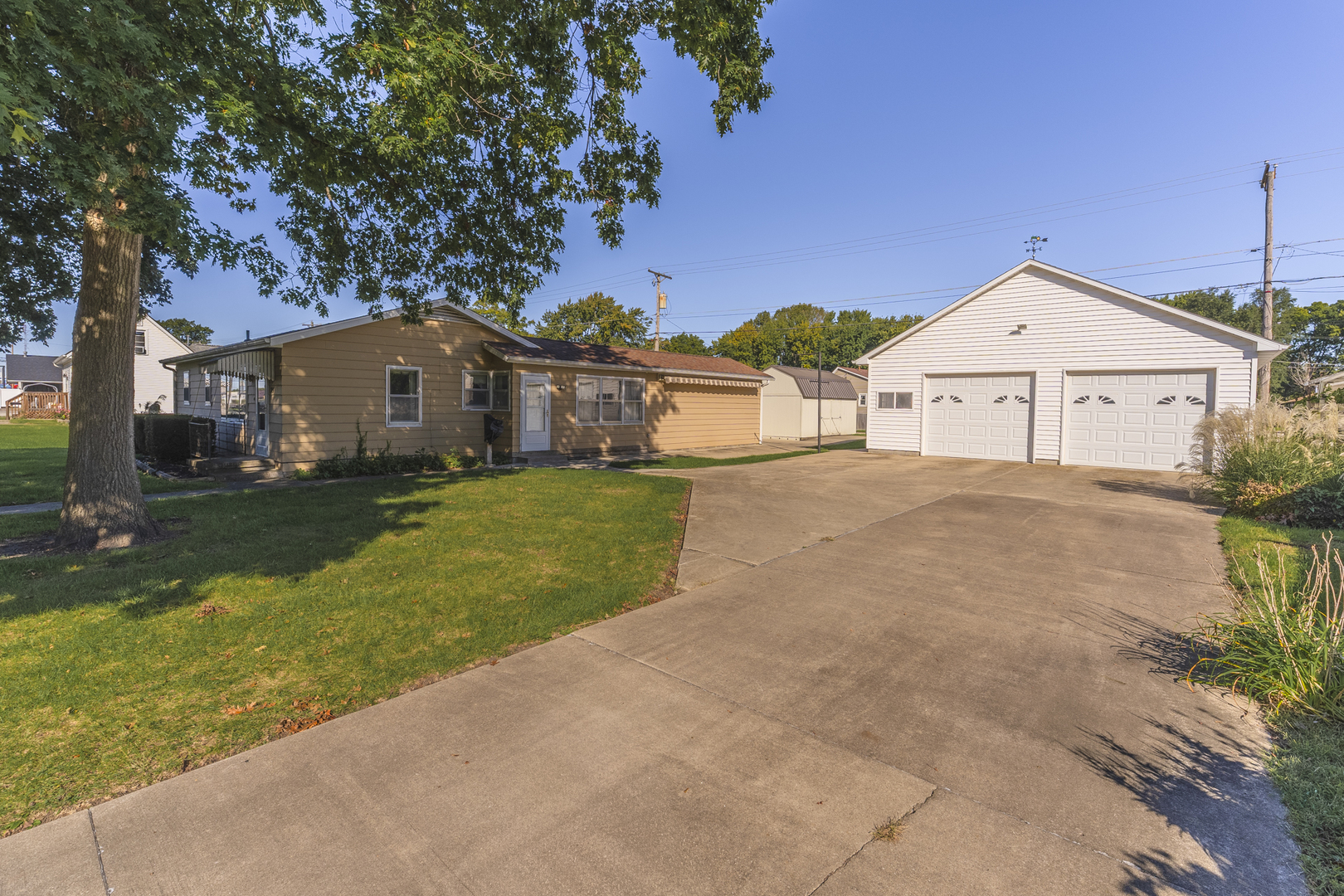 715 W Grant Avenue Property Photo 1