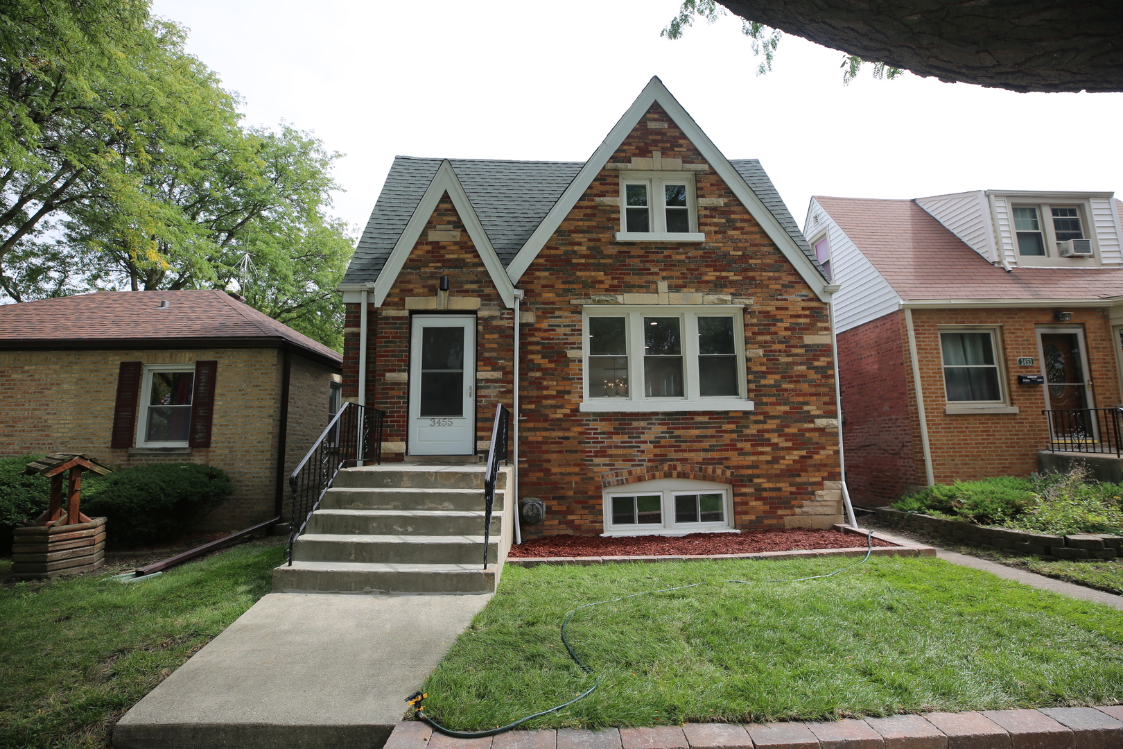 3455 N ORANGE Avenue Property Photo 1