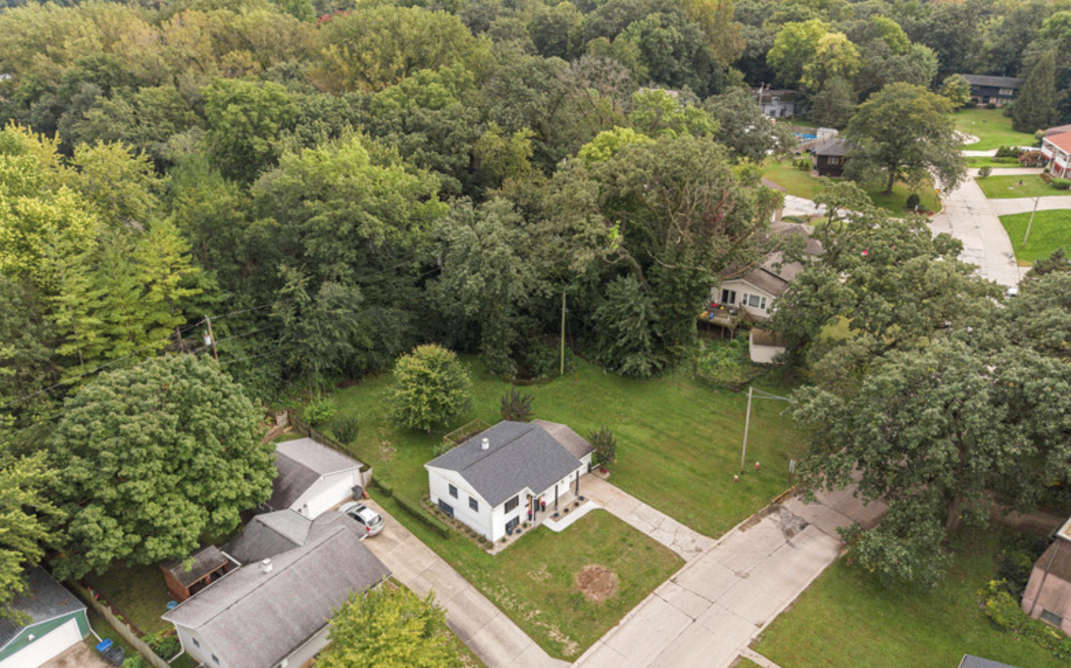 1141 6th Street Property Photo 5