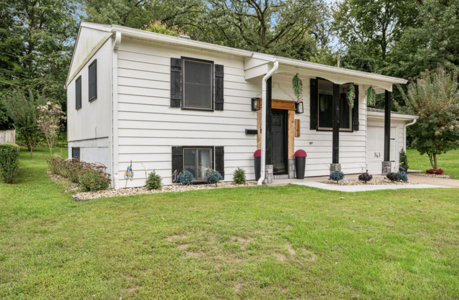 1141 6th Street Property Photo 6