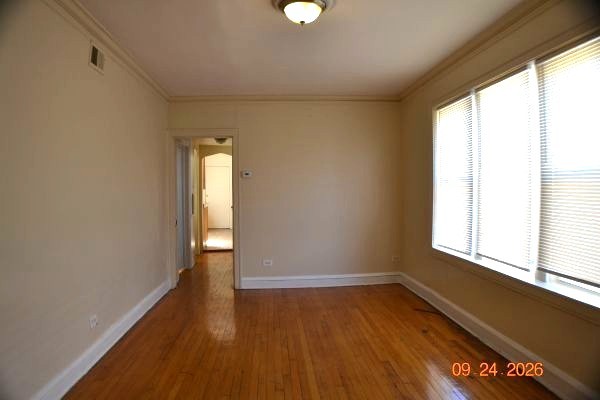 8204 S Exchange Avenue 3 Property Photo 2
