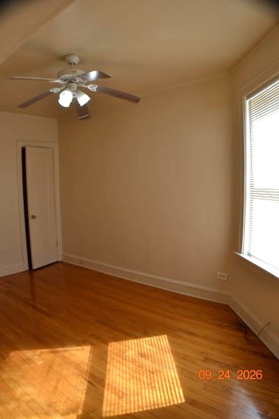 8204 S Exchange Avenue 3 Property Photo 4