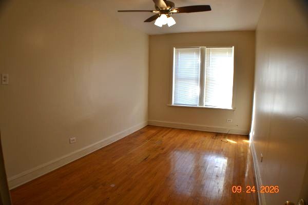 8204 S Exchange Avenue 3 Property Photo 5