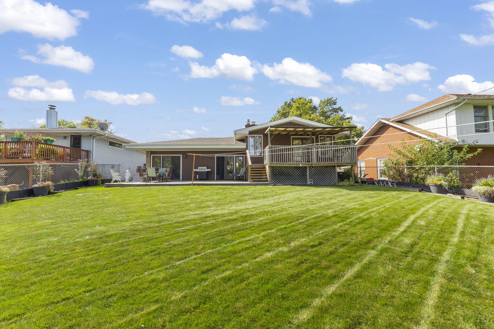 15423 Michaele Drive Property Photo 29