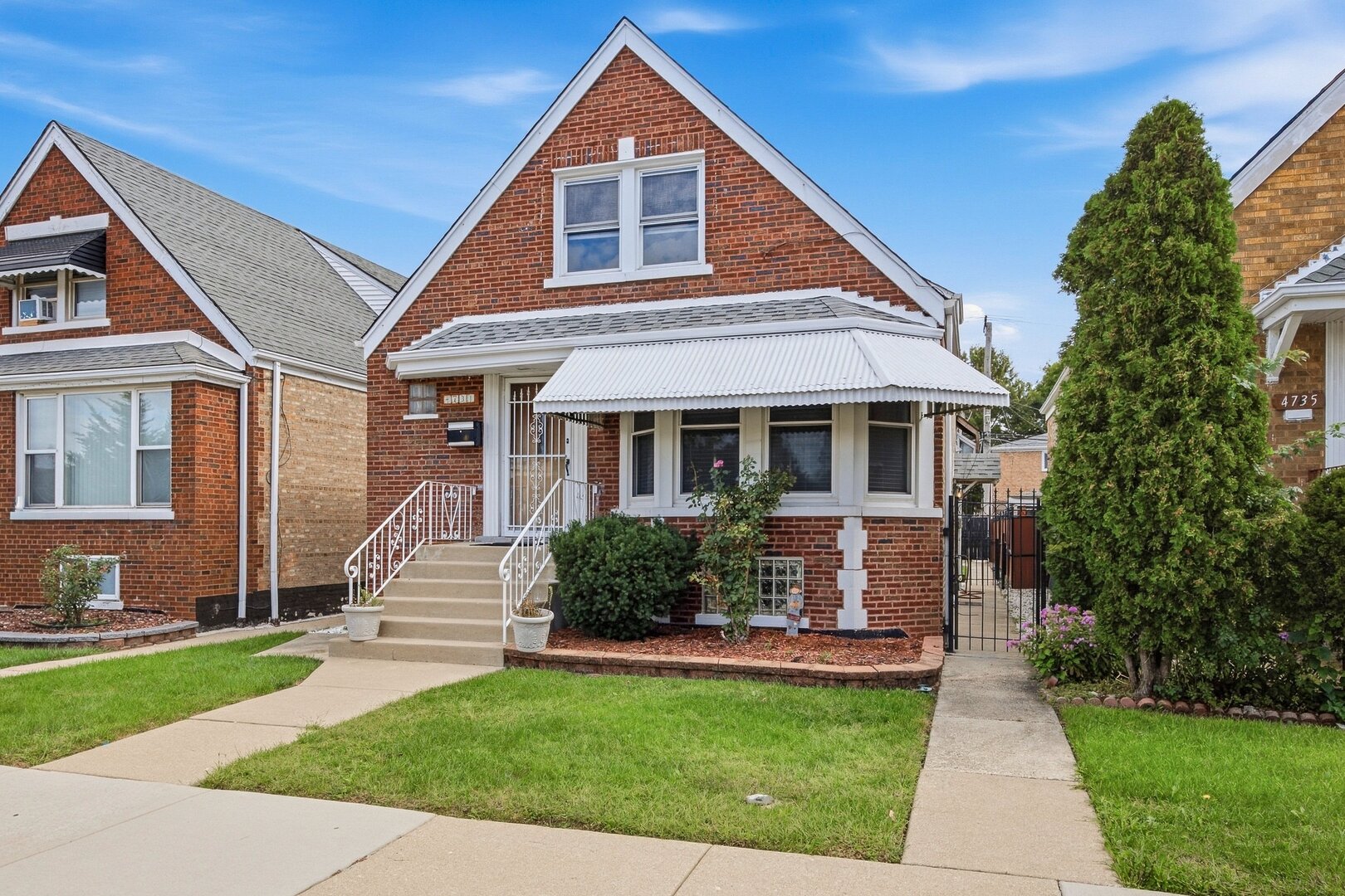 4731 S Kostner Avenue Property Photo 1