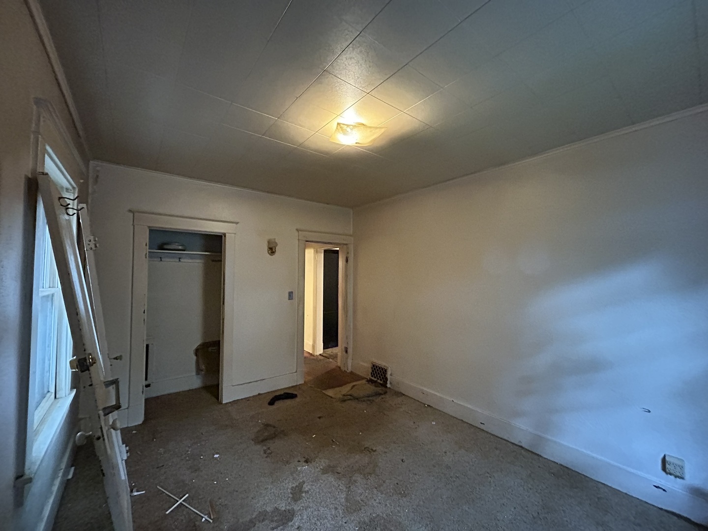 702 E Frye Avenue Property Photo 14