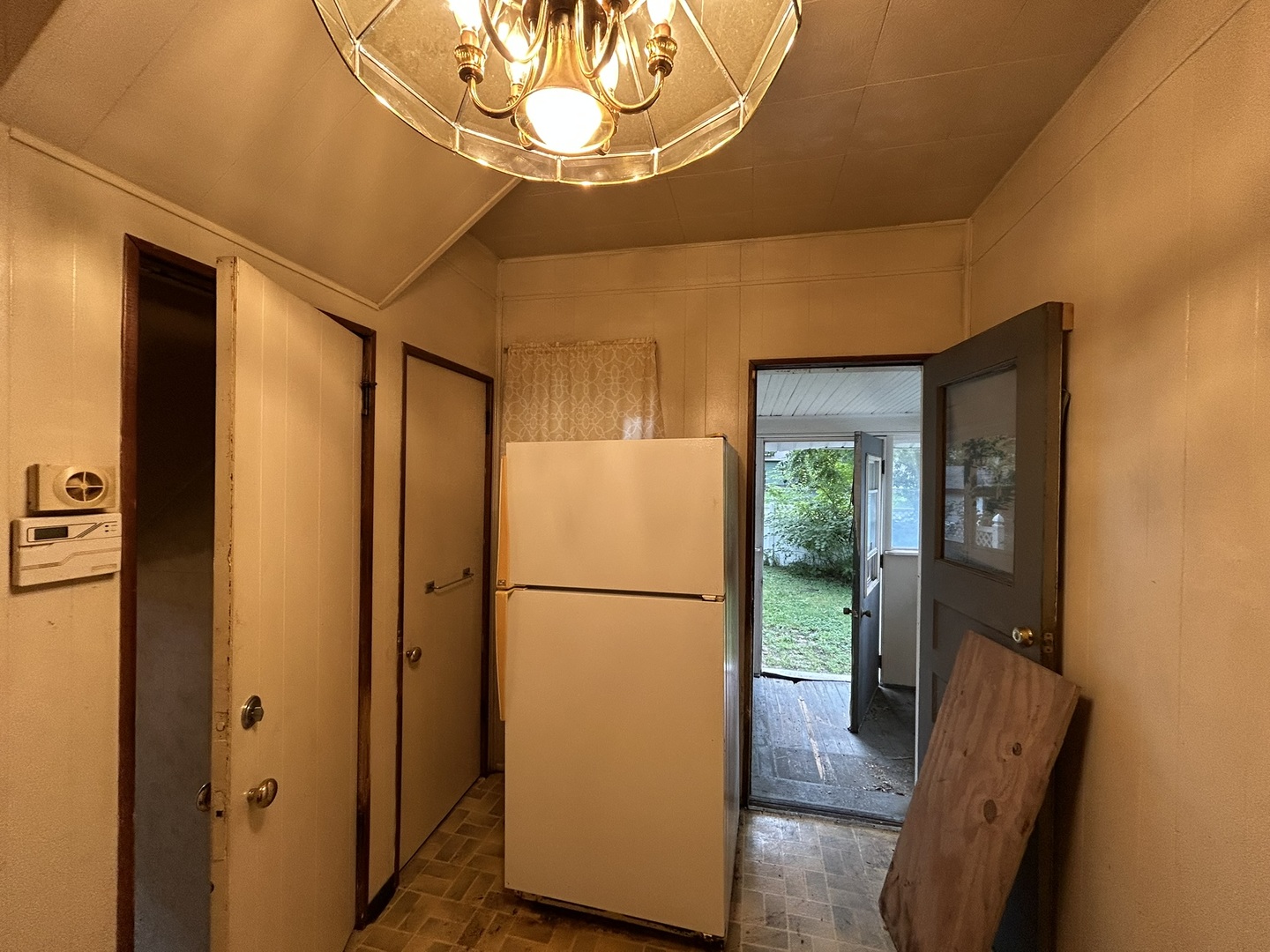 702 E Frye Avenue Property Photo 21