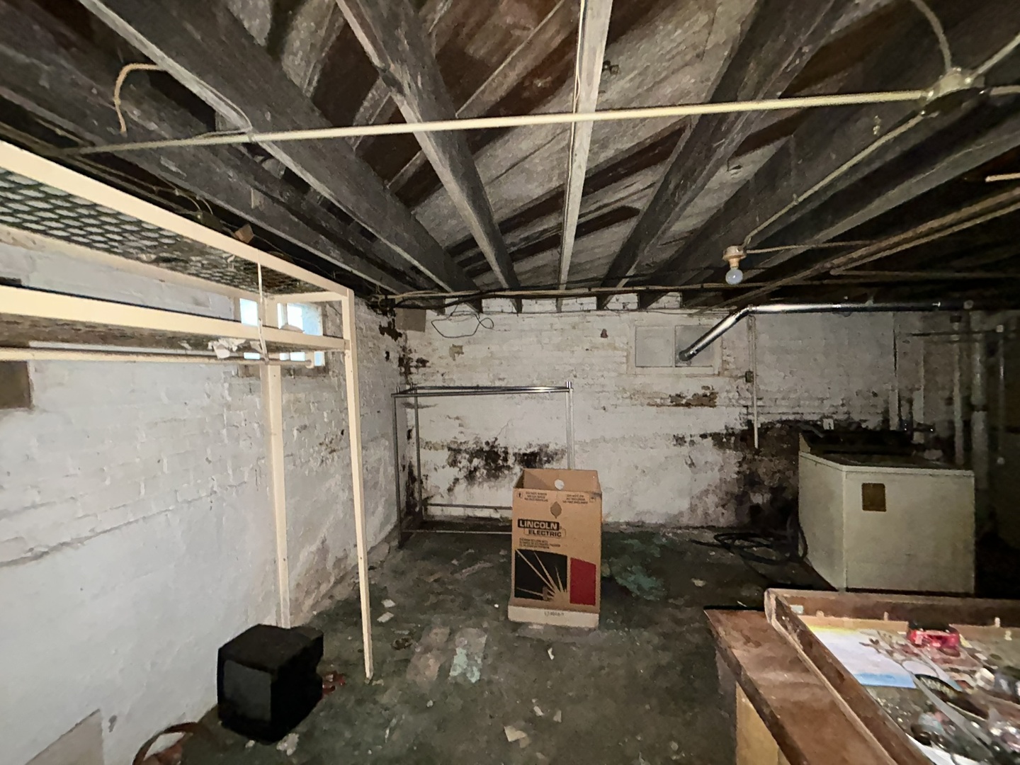 702 E Frye Avenue Property Photo 23