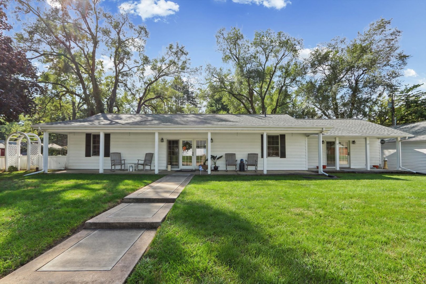 1701 Sangamon Drive Property Photo 1