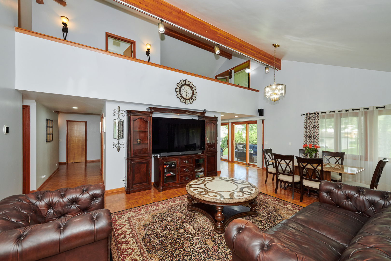 9041 Delphia Avenue Property Photo 8