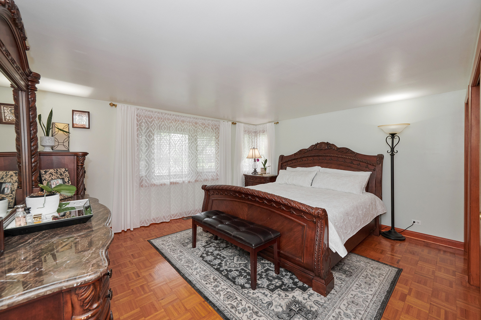 9041 Delphia Avenue Property Photo 16