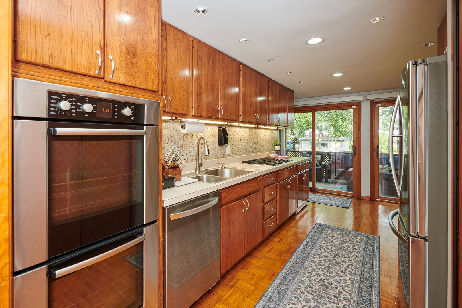 9041 Delphia Avenue Property Photo 23