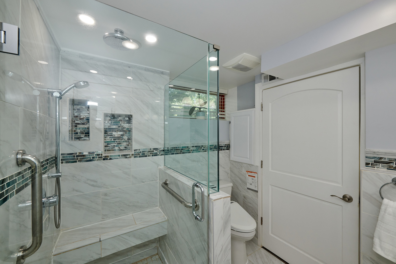 9041 Delphia Avenue Property Photo 42