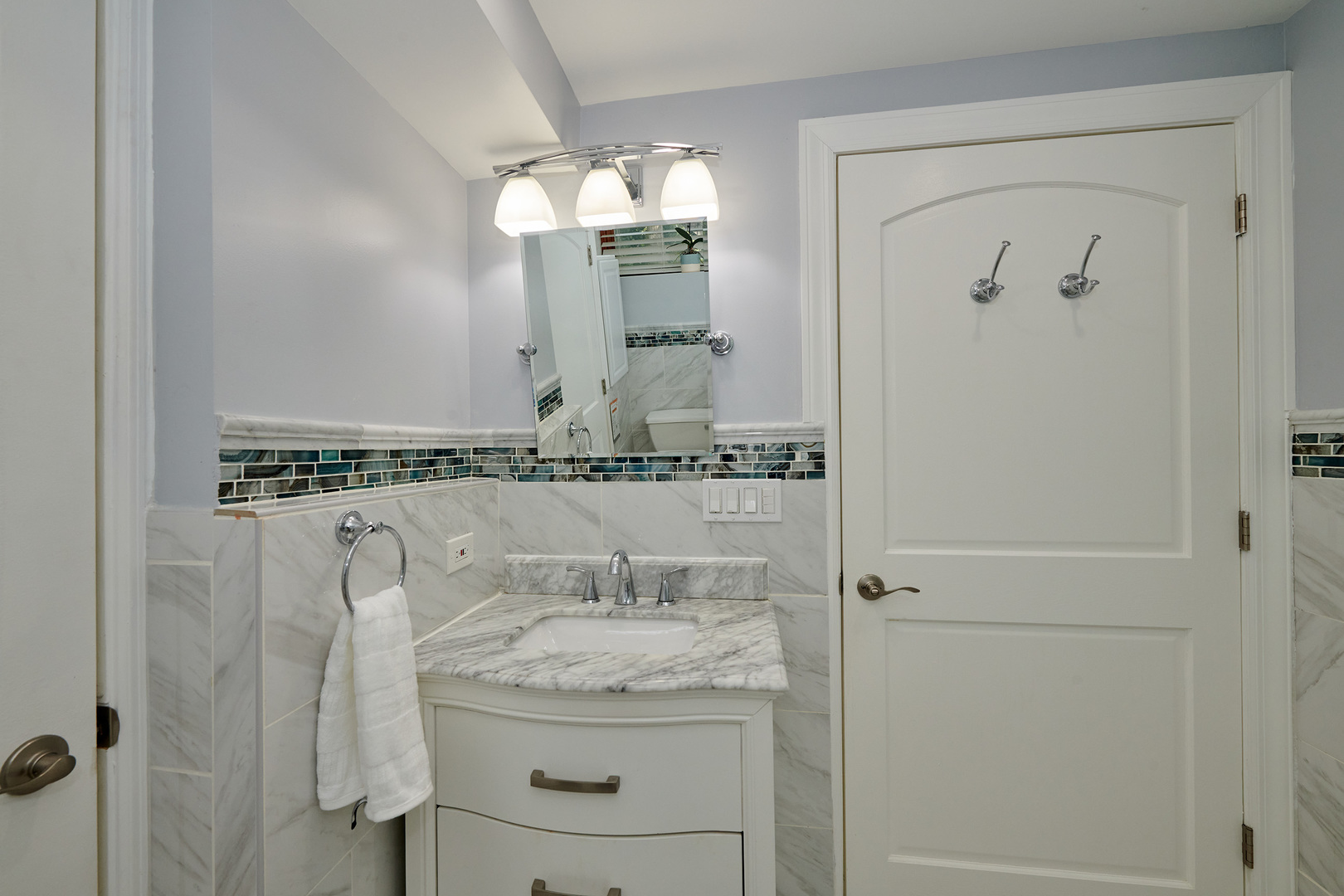 9041 Delphia Avenue Property Photo 43