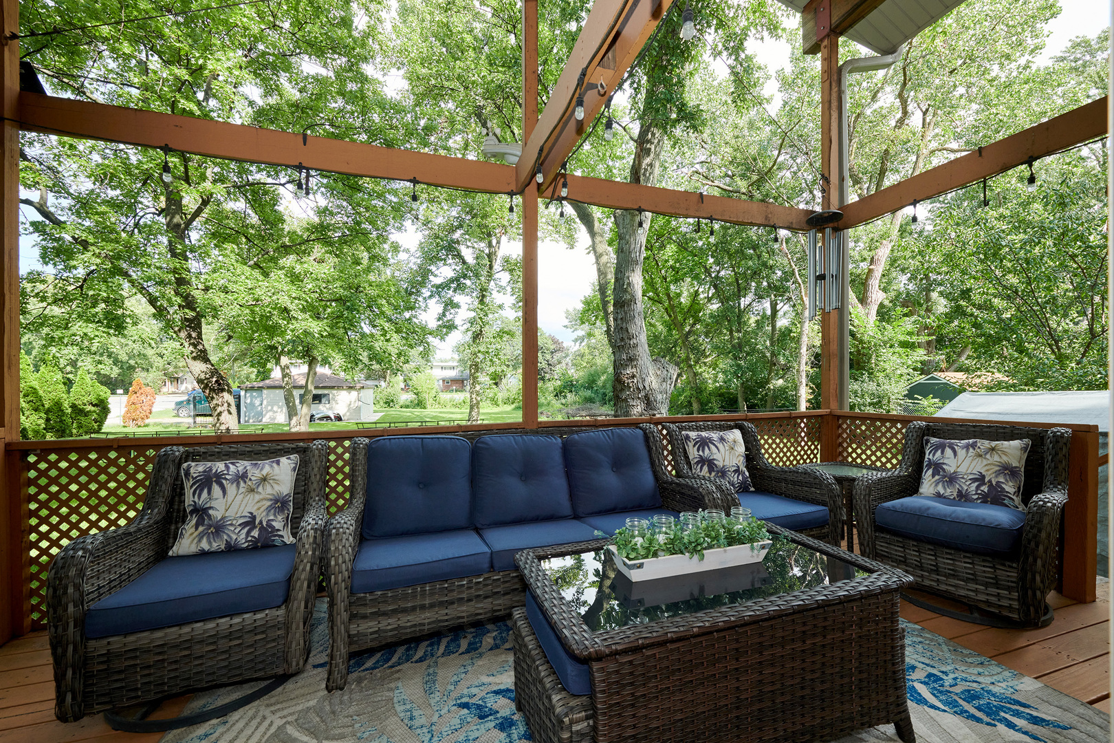9041 Delphia Avenue Property Photo 48