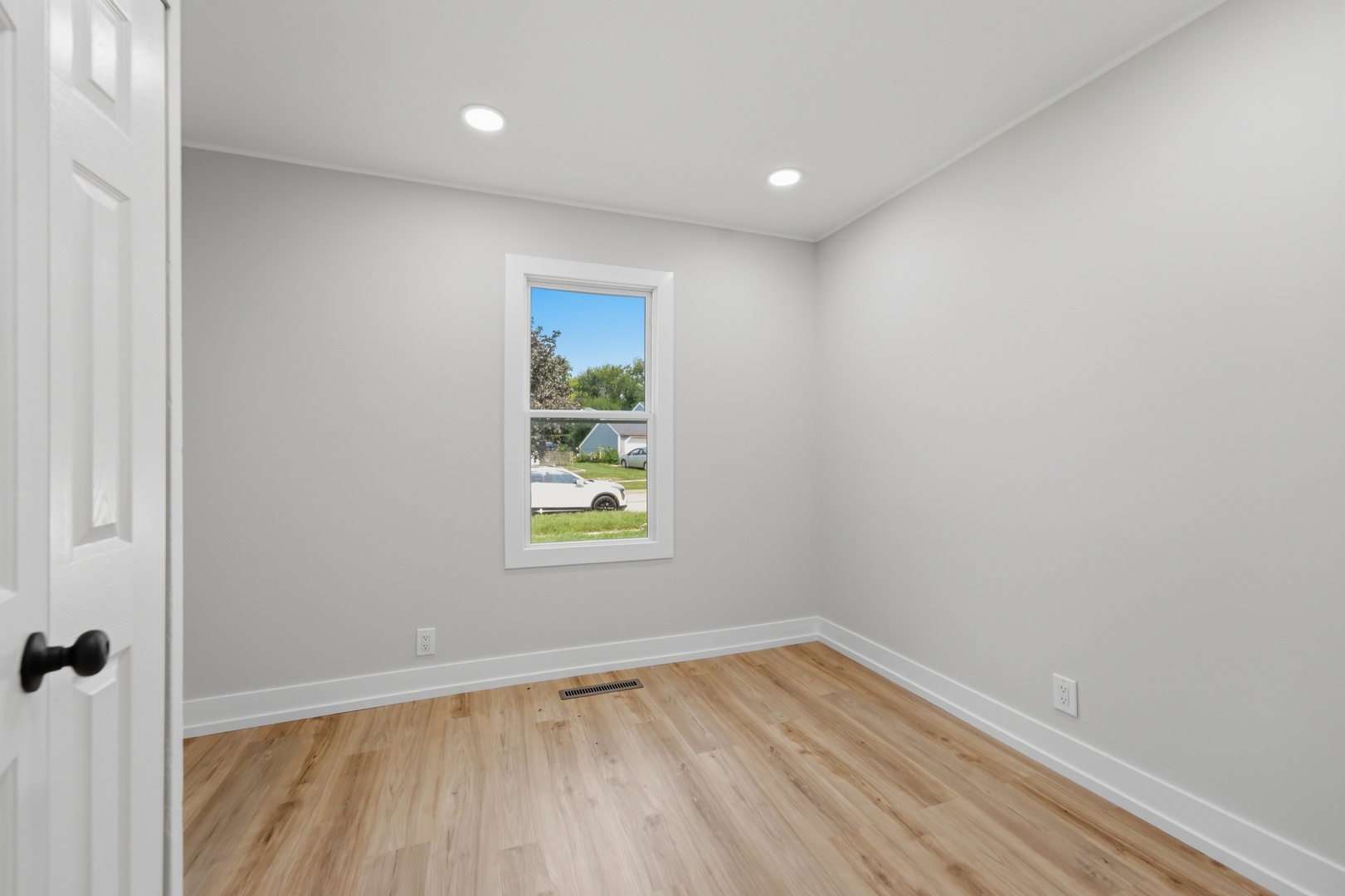 916 Mulberry Lane Property Photo 23