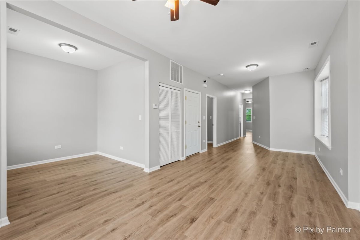 6802 S Champlain Avenue Property Photo 25