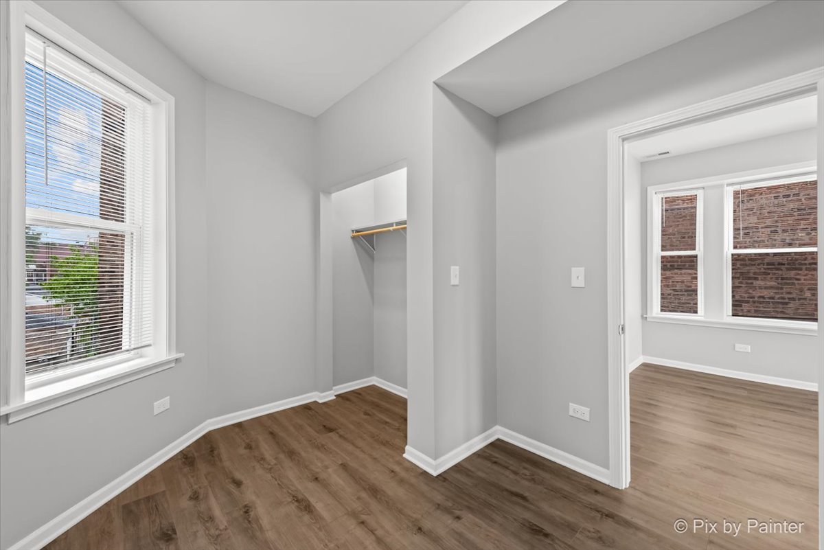 6802 S Champlain Avenue Property Photo 28