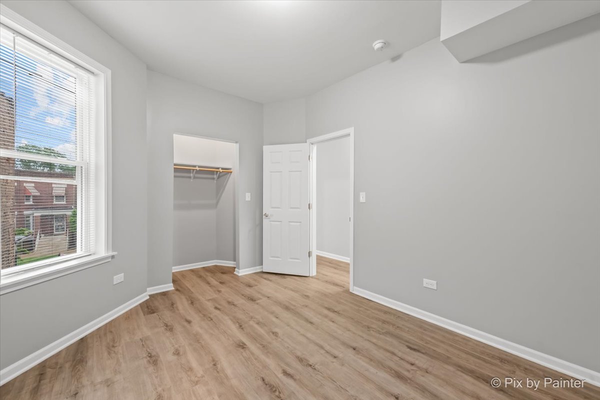 6802 S Champlain Avenue Property Photo 30