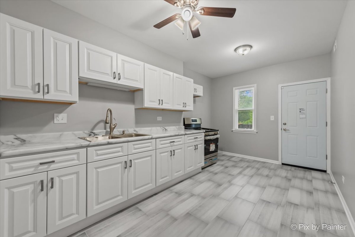6802 S Champlain Avenue Property Photo 33
