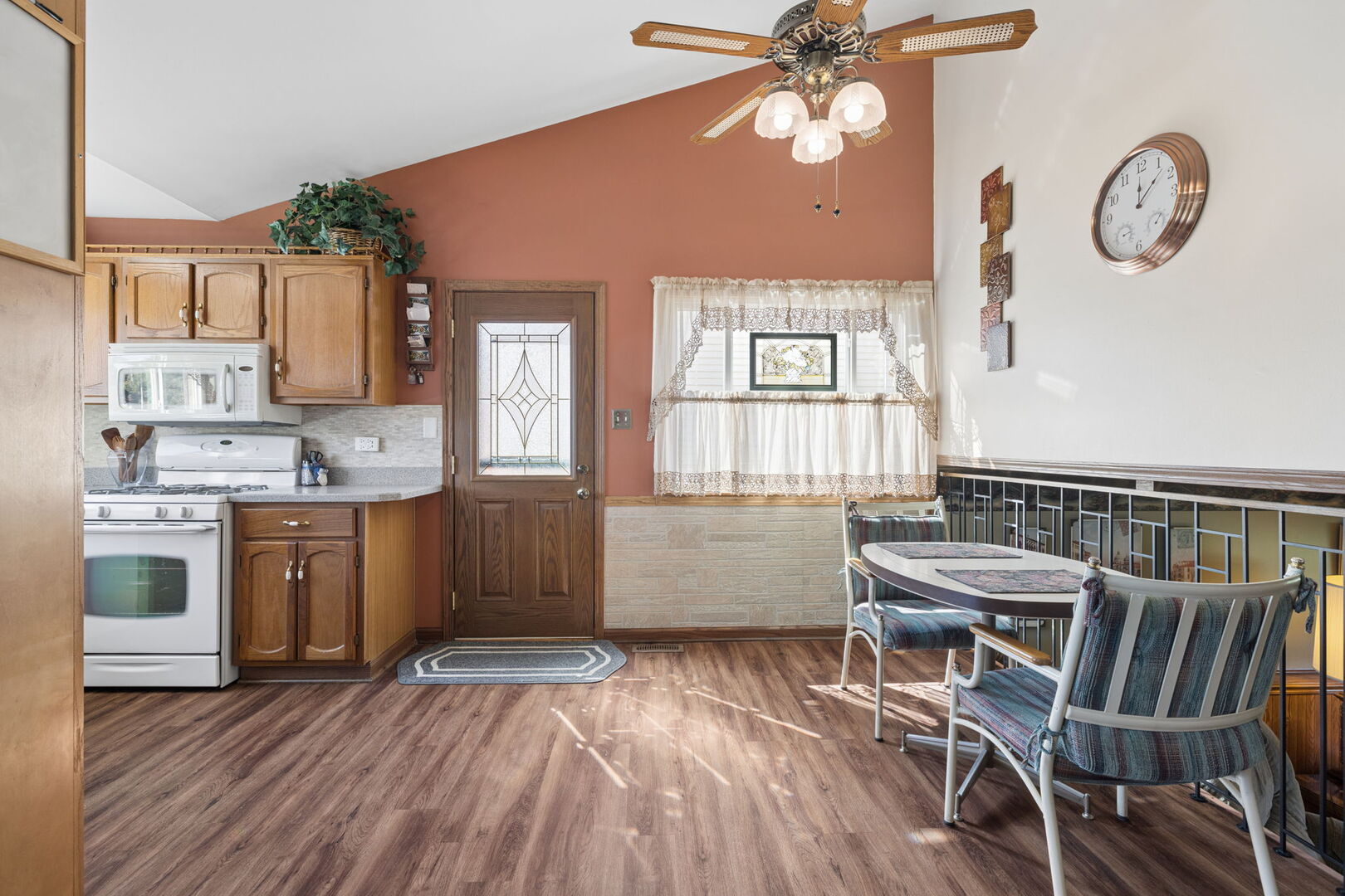 13050 S Spencer Court Property Photo 3