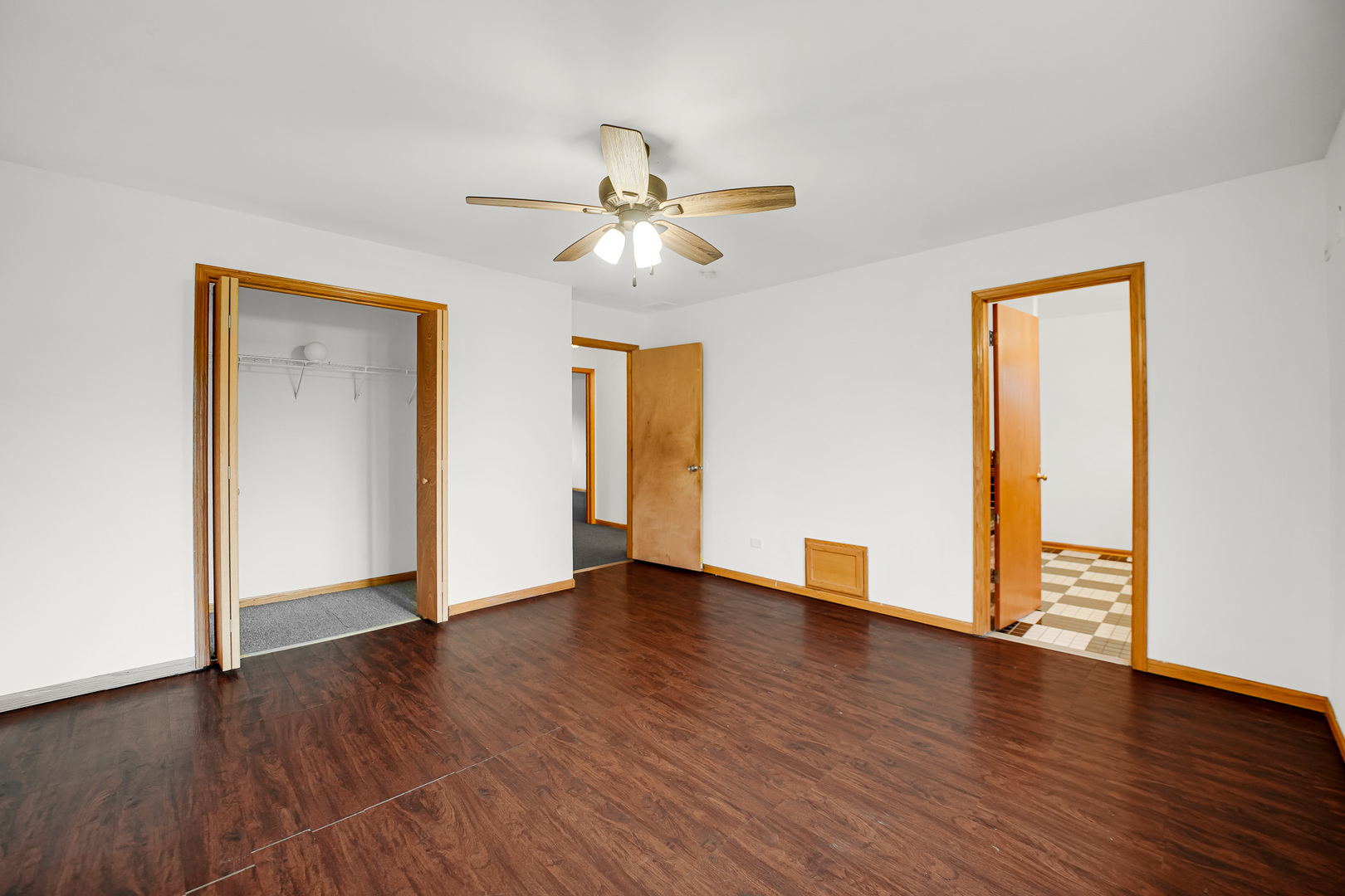 16418 Spaulding Avenue Property Photo 9
