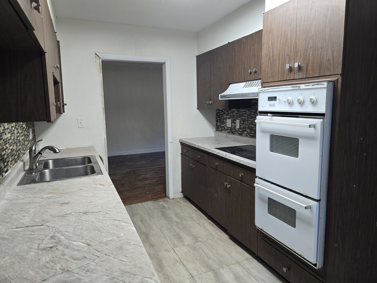 807 N Main Street Property Photo 10