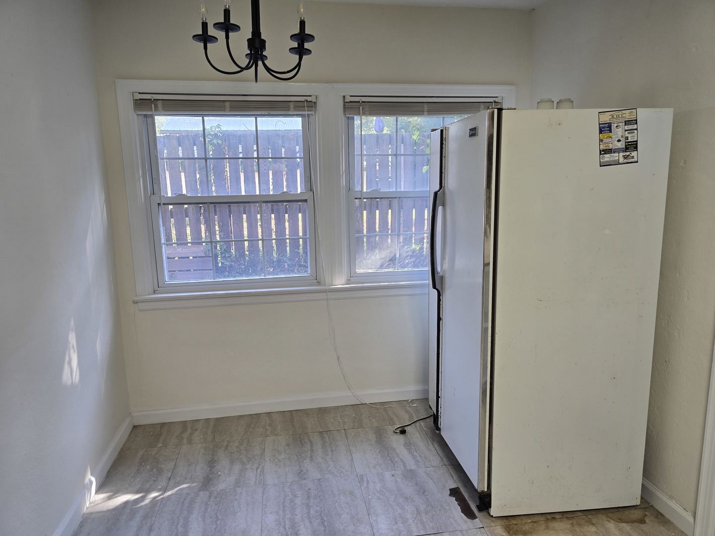 807 N Main Street Property Photo 11