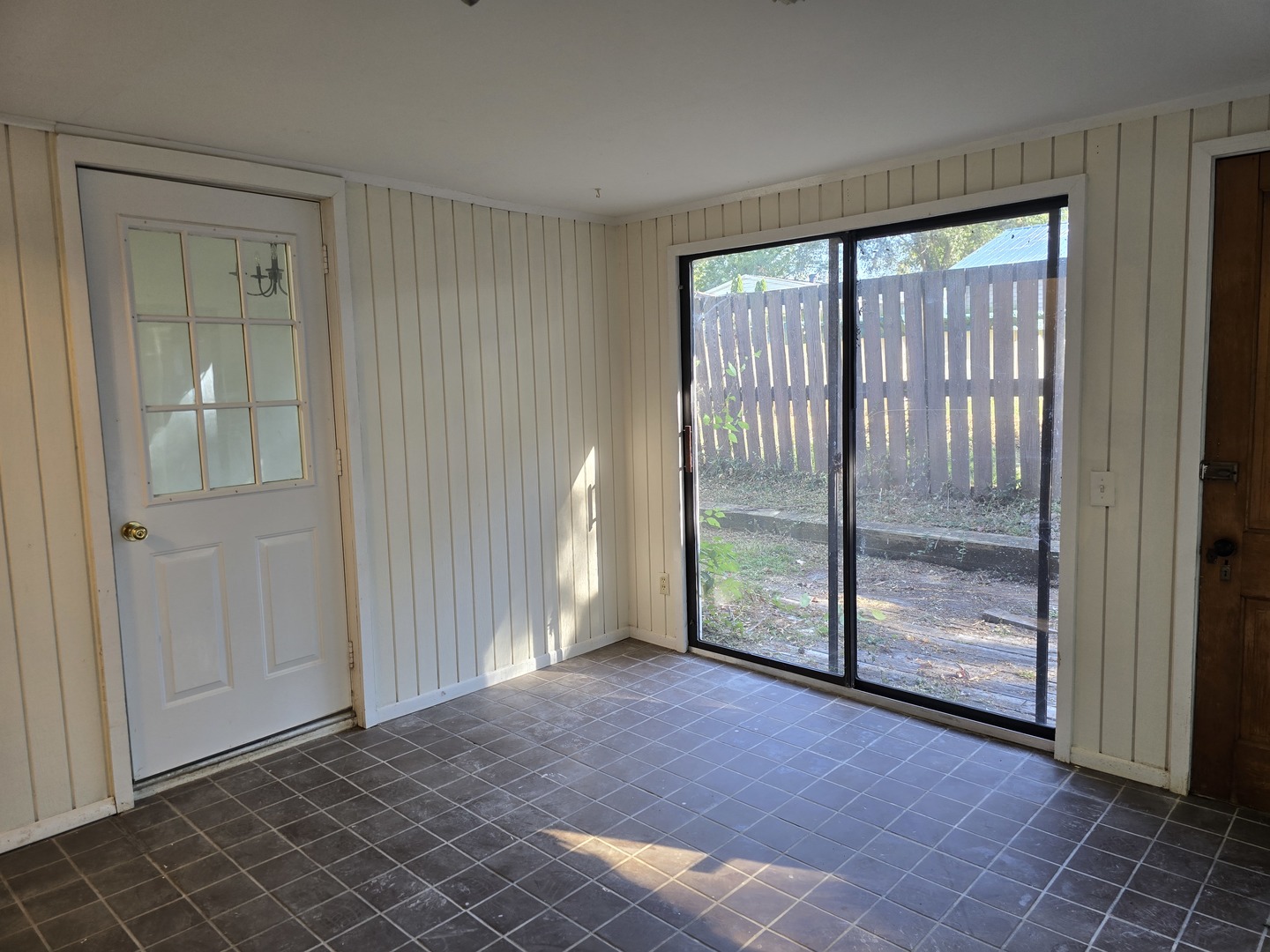 807 N Main Street Property Photo 13