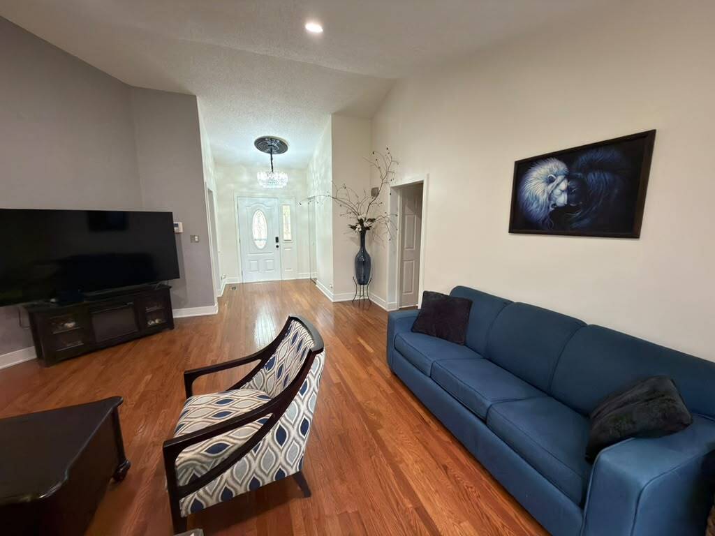 4 Dartmouth Court Property Photo 6