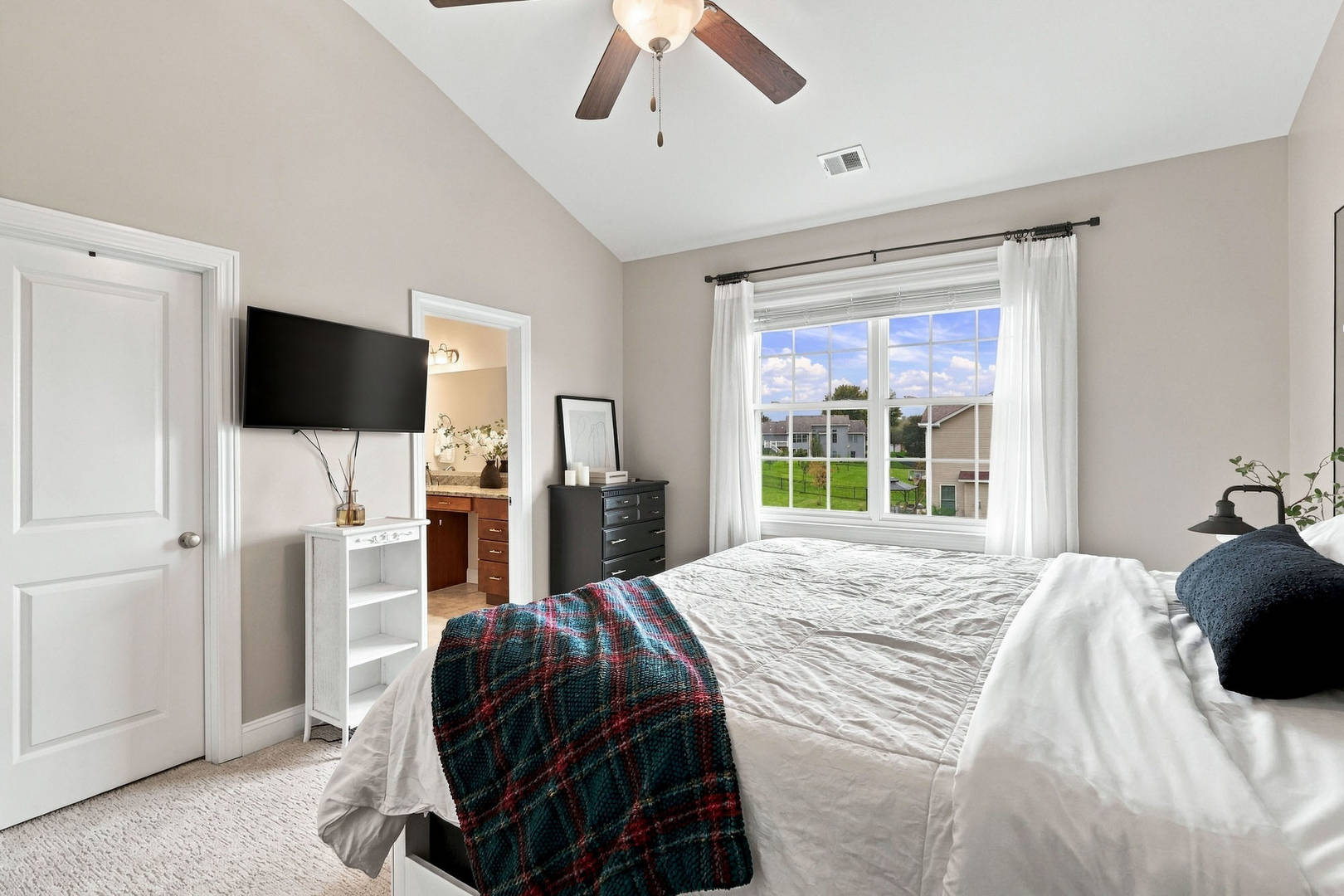 32 Blackstone Way Property Photo 25