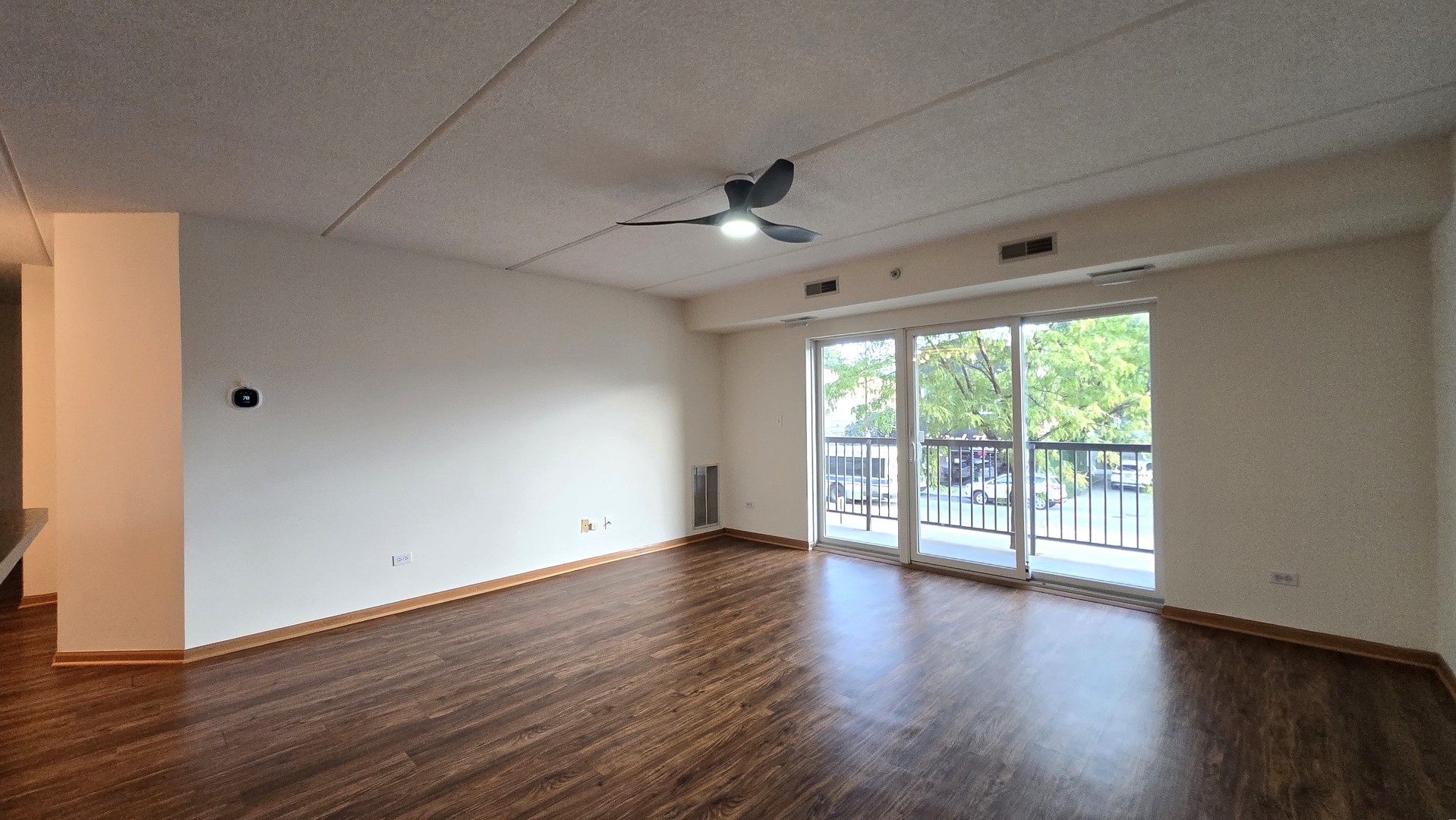 7414 W Irving Park Road 202 Property Photo 5