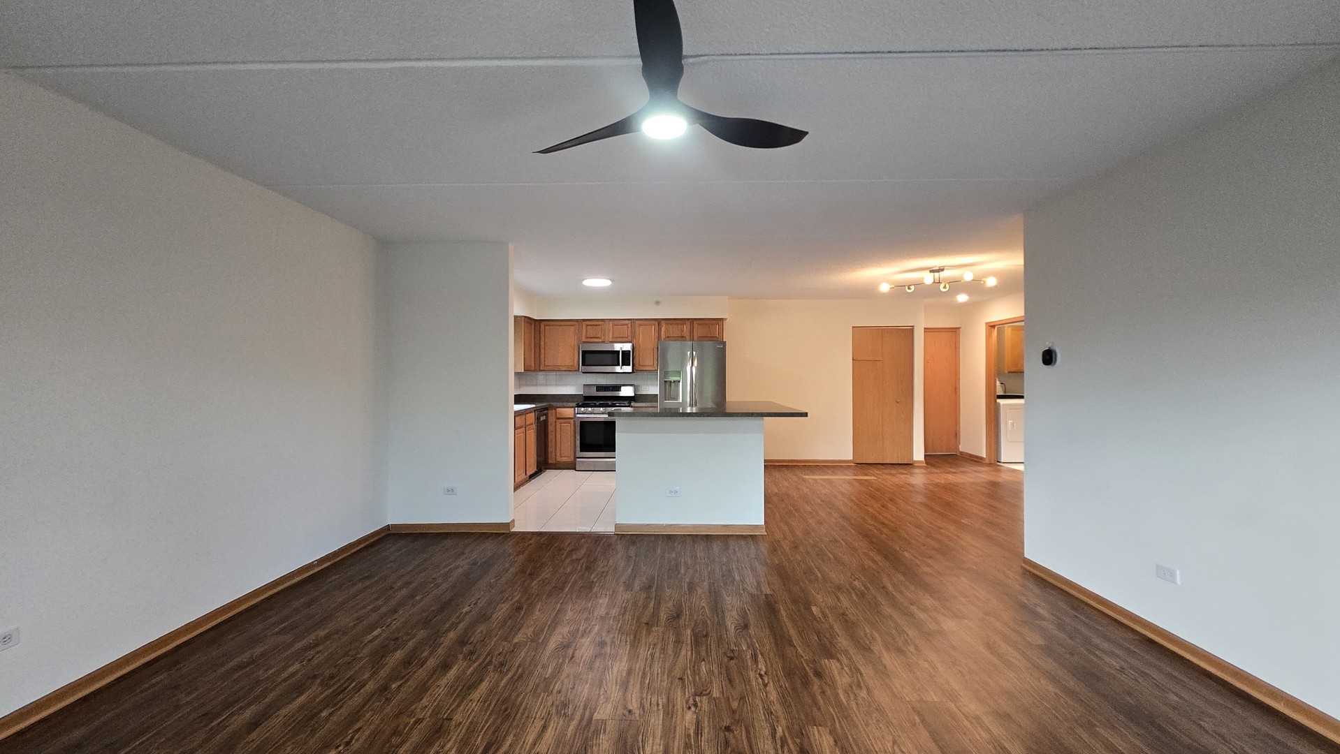 7414 W Irving Park Road 202 Property Photo 7
