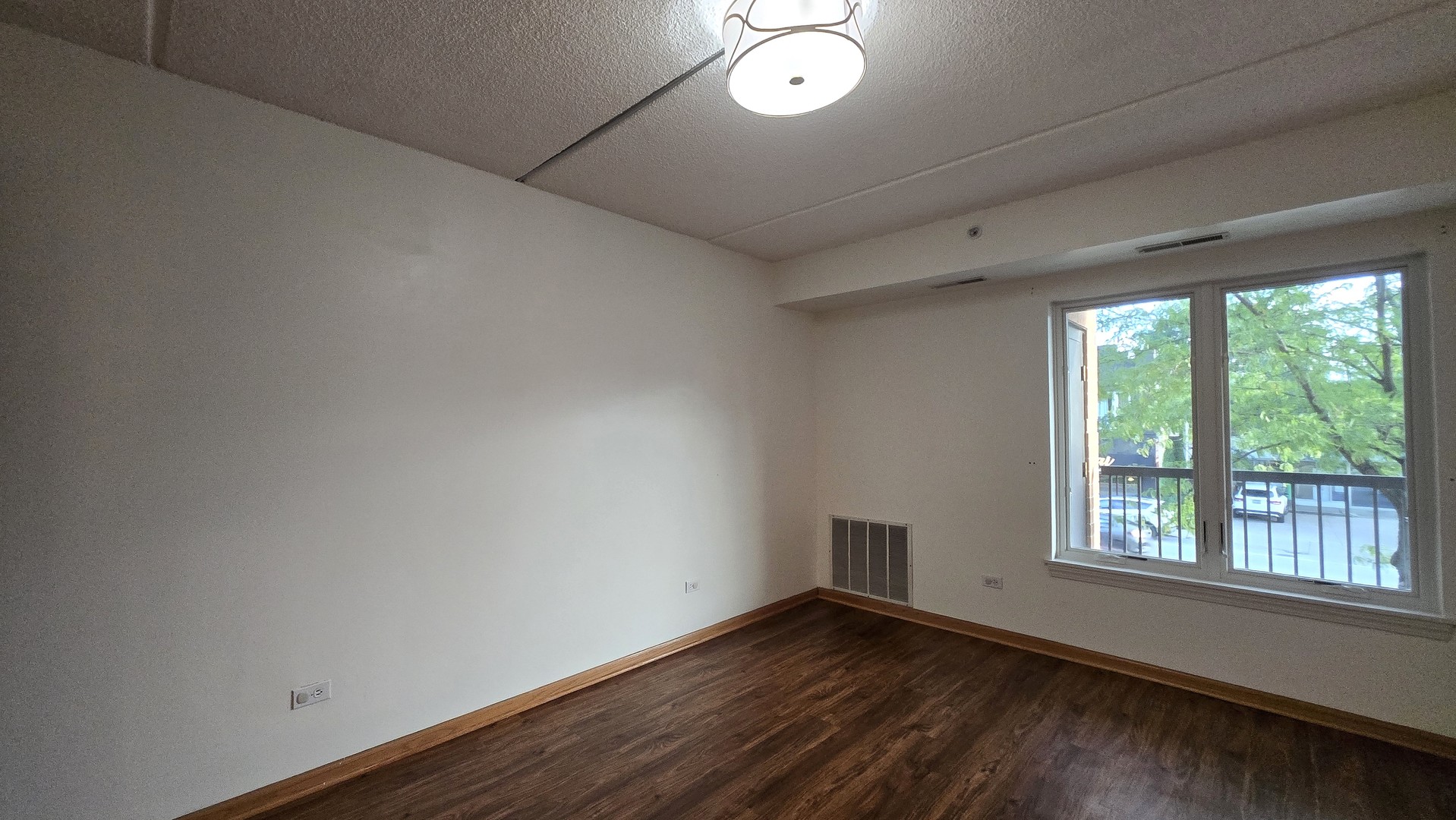 7414 W Irving Park Road 202 Property Photo 24