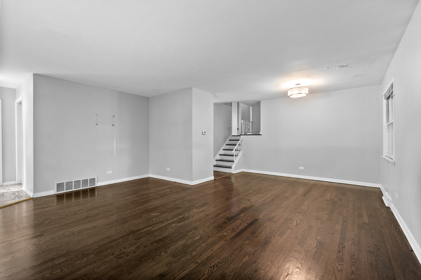 9120 E Prairie Road Property Photo 3