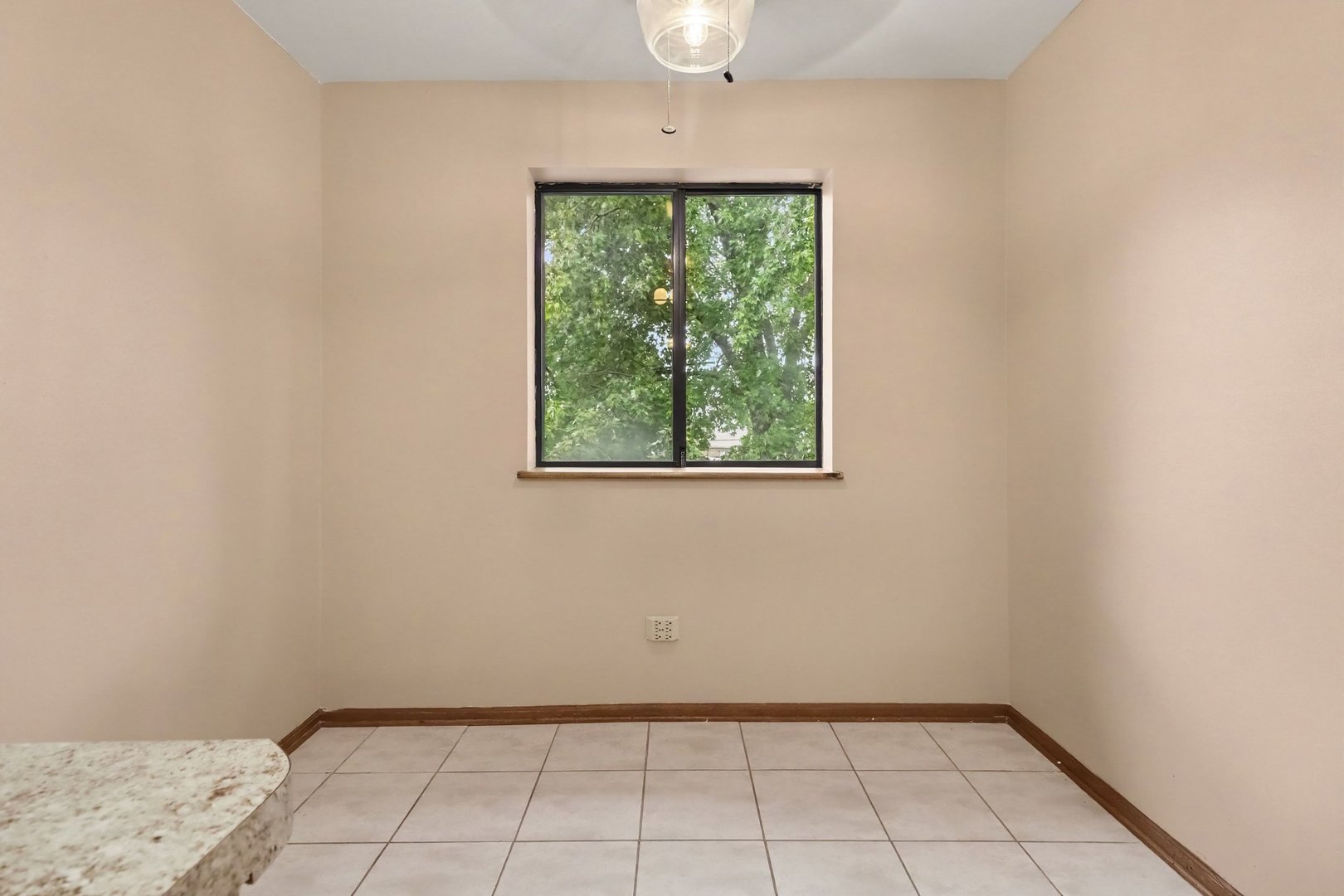 14033 S Laramie Avenue 420 Property Photo 11