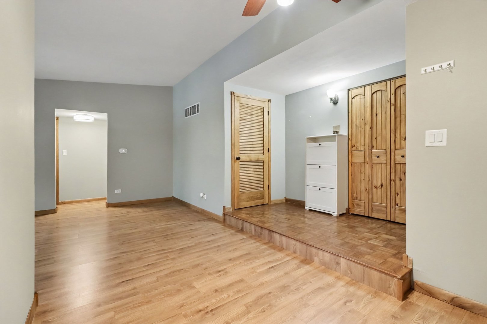 14033 S Laramie Avenue 420 Property Photo 23